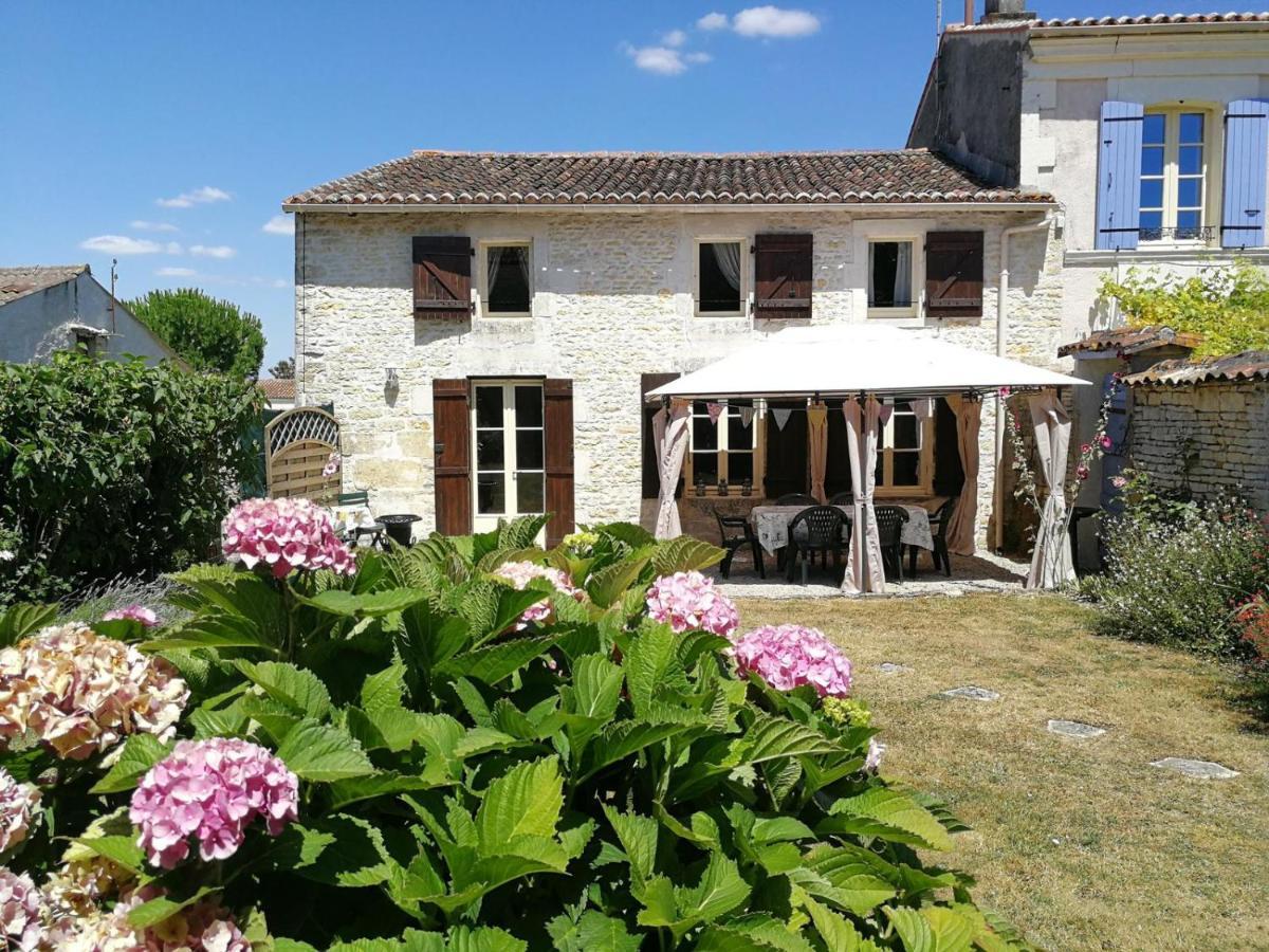 Gite Chez Riviere Nantille Luaran gambar